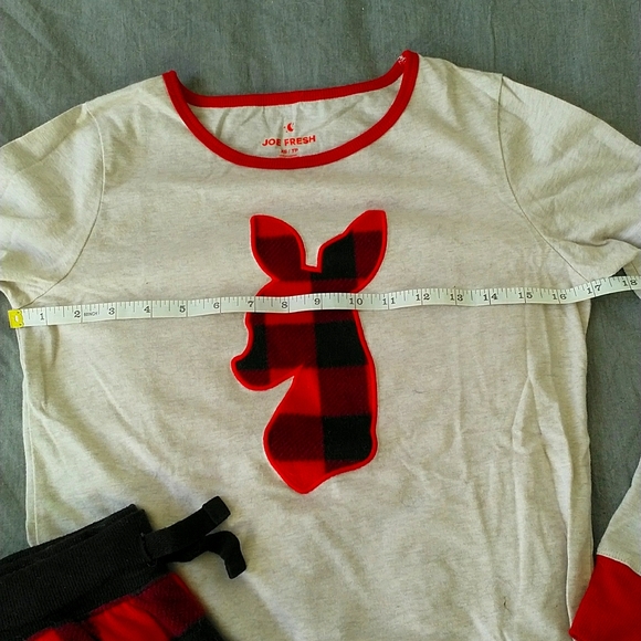 Joe Fresh xs cozy Christmas pajamas - Picture 3 of 4